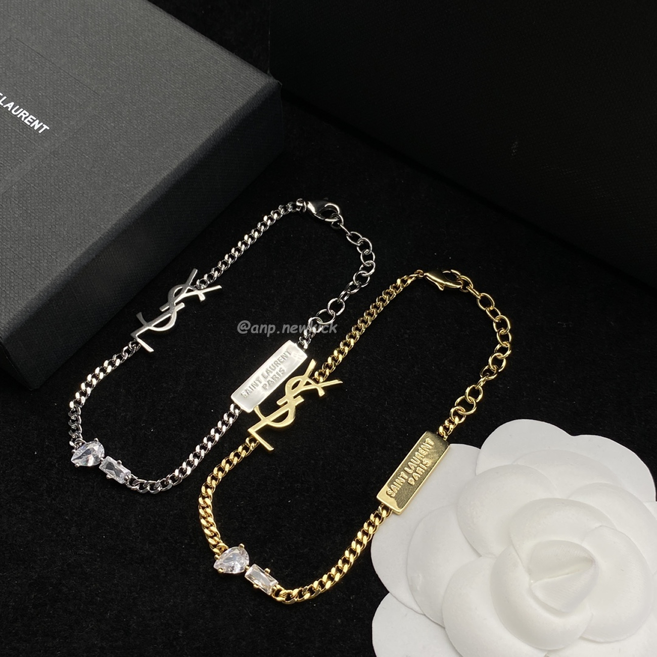 Saint Laurent Opyum Heart Charm Bracelet (1) - www.newkick.vip